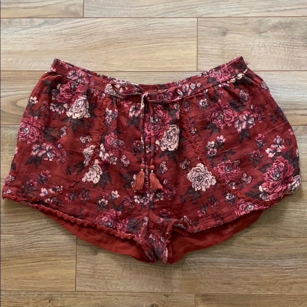 Red Shorts 🎈